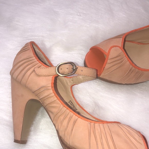 Retro Open-Toe Suede Shoes - Picture 4 of 7